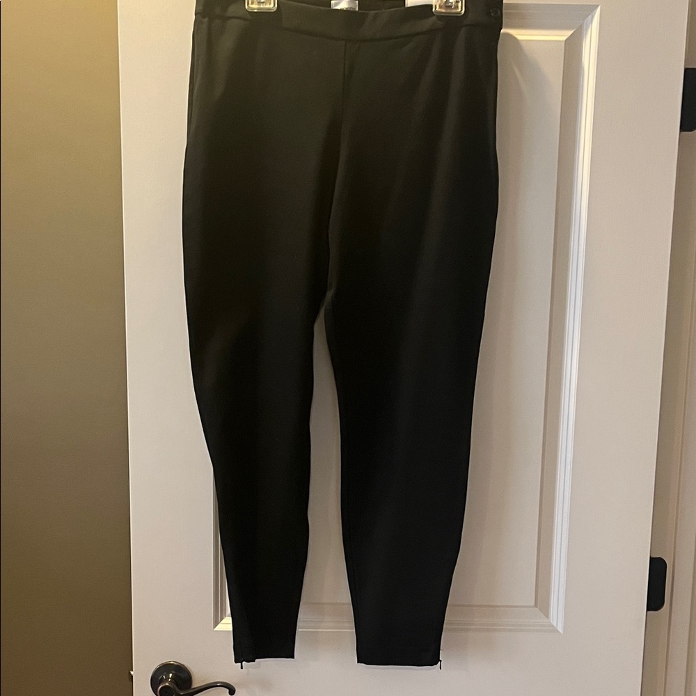 Chico's Black Ankle Pants. 2.5